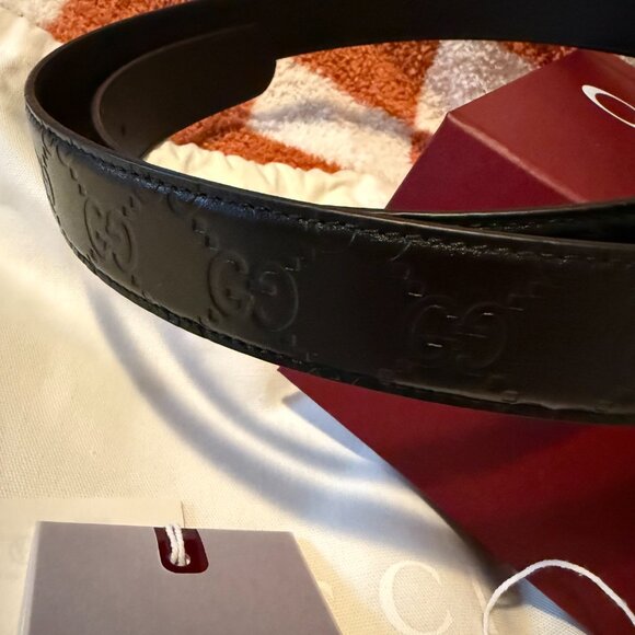 Gucci Belt with Interlocking G buckle - NEW Condtion - Picture 4 of 16